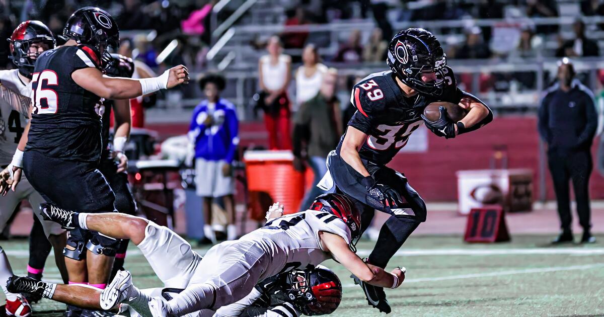 Corona Centennial gears up for Division 1 playoffs with win over Murrieta Valley