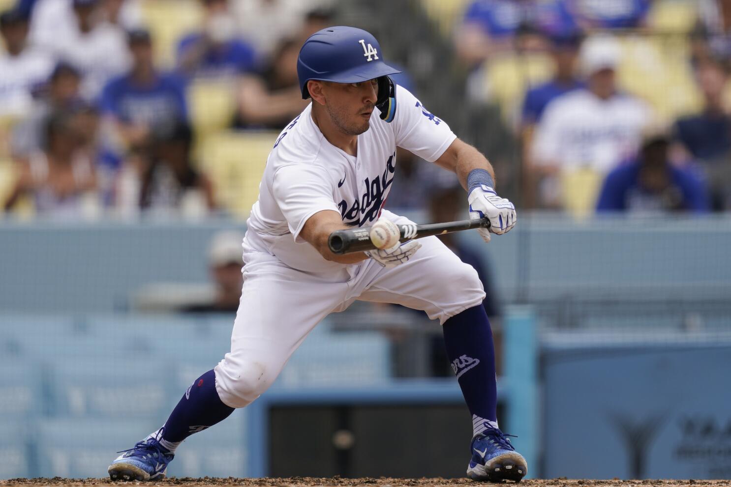 Austin Barnes and Mookie Betts spark Dodgers to win over Marlins