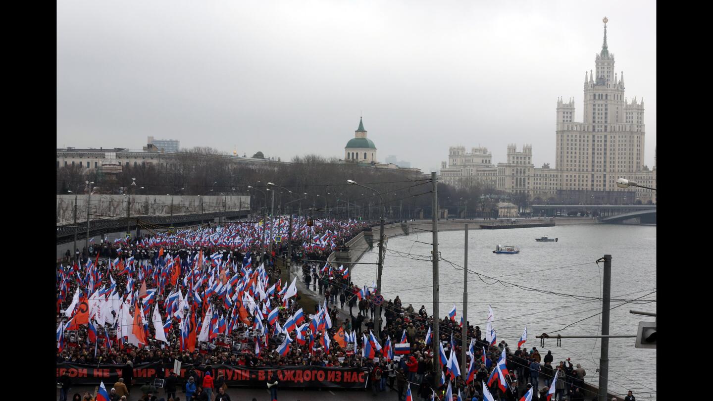 Moscow marchers mourn Boris Nemtsov