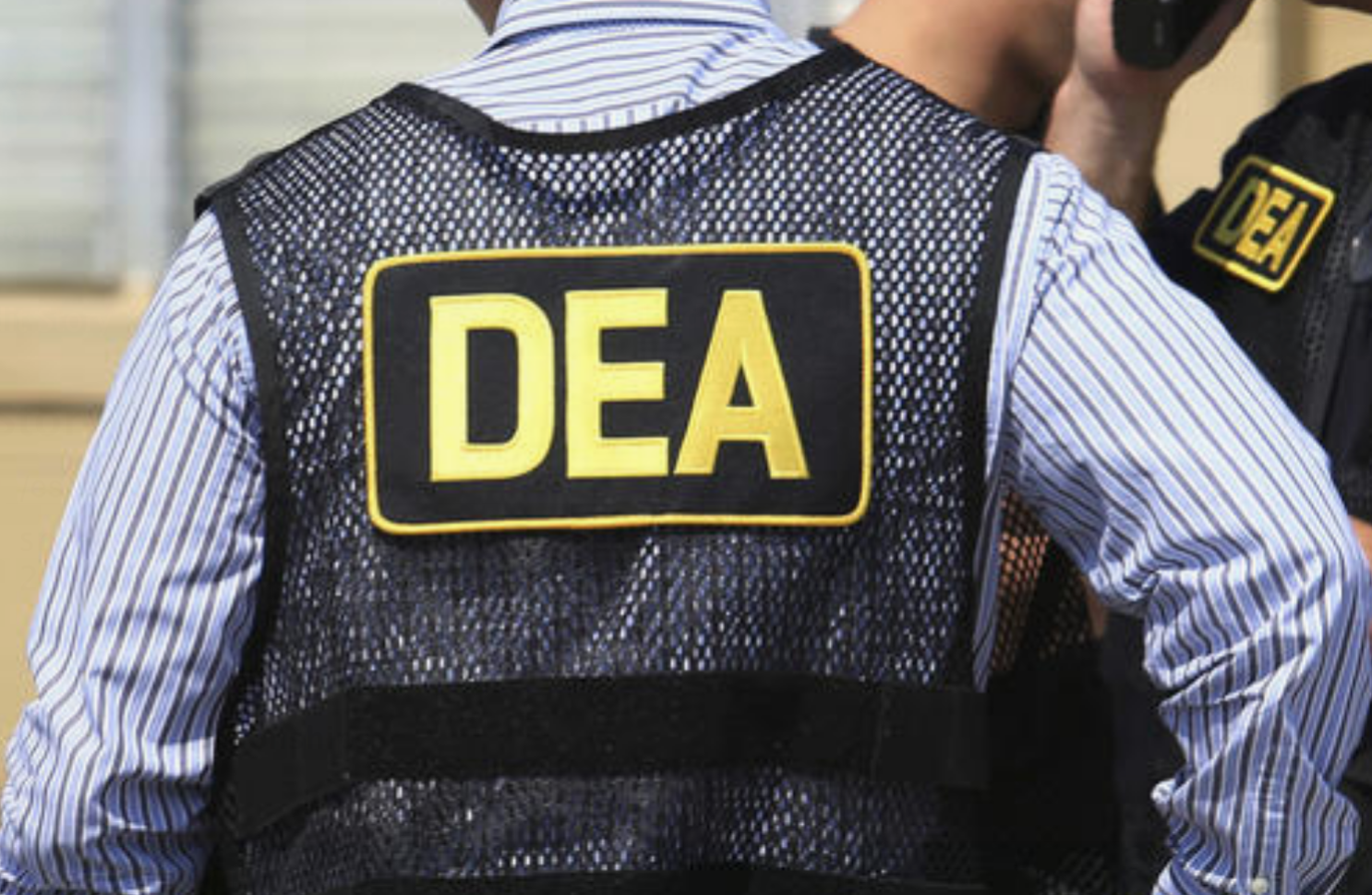 Arrestan a agente de la DEA acusado de colaborar con cártel - Los Angeles  Times