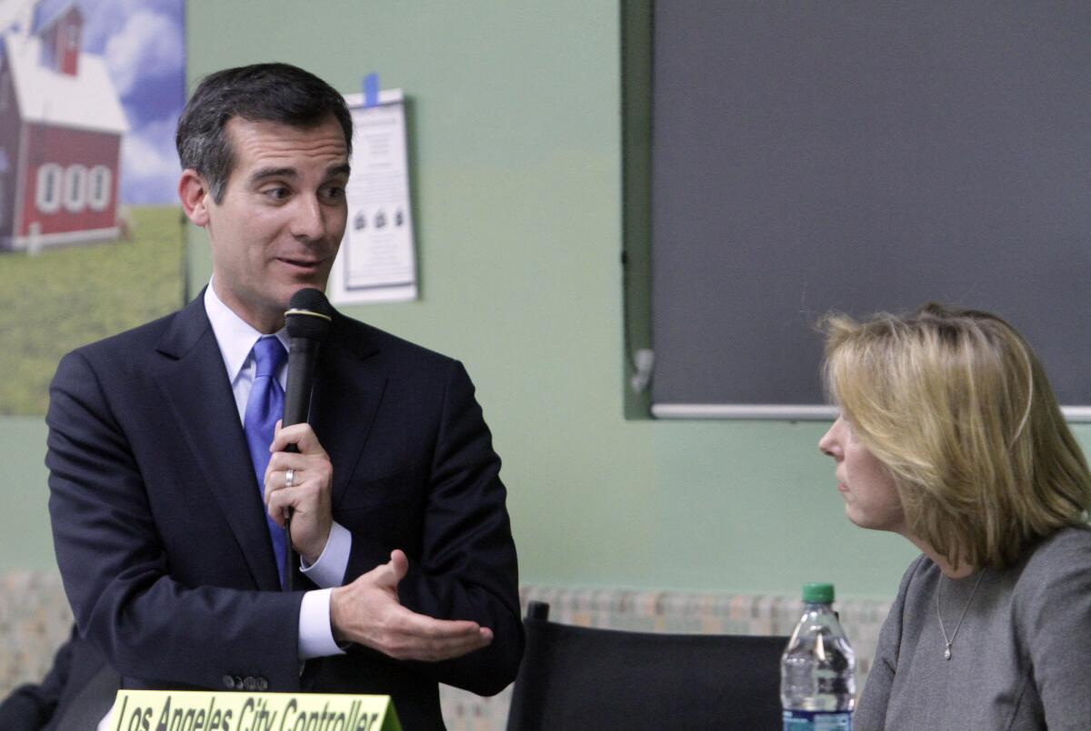Mayoral candidates Eric Garcetti and Wendy Greuel in a debate hosted by the Sherman Oaks Homeowners Assn. at Notre Dame High School.