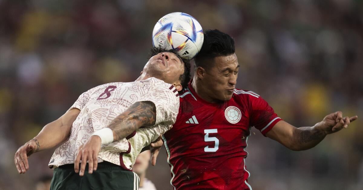 Mexico shows its inexperience as Colombia rallies to victory at Coliseum