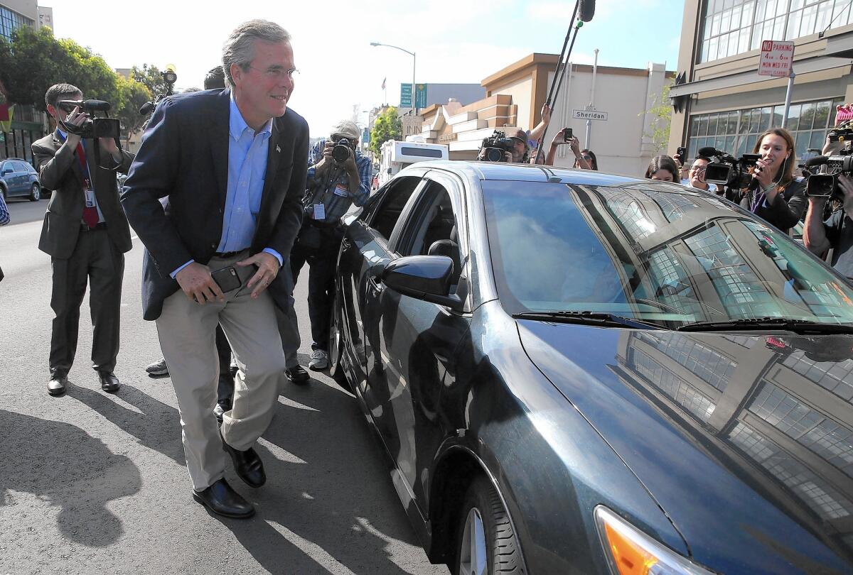 During a campaign visit to San Francisco, Republican presidential candidate Jeb Bush made a point of arriving in an Uber car. GOP candidates are trying to gain an edge over Democrats on policy toward the emerging "sharing economy."