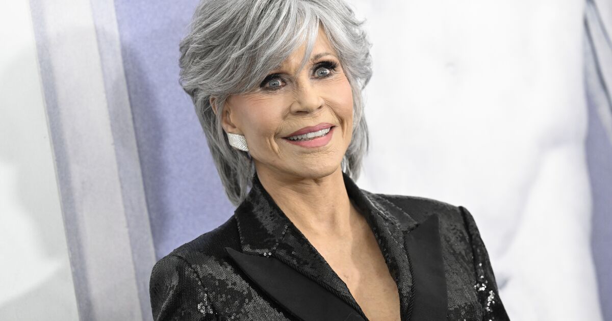 Jane Fonda rejected director who wanted to prep for sex scene