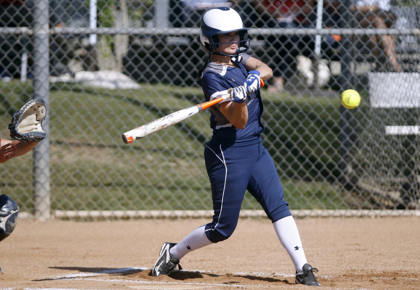 Photo Gallery: Flintridge Prep softball vs. Pasadena Poly