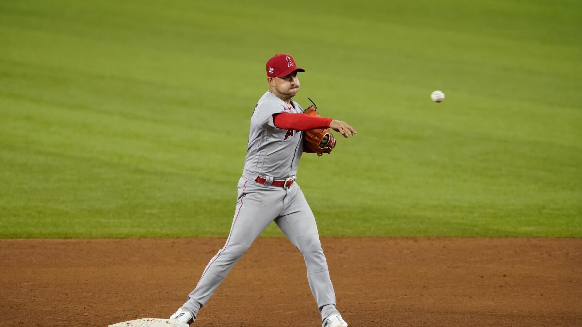 Shohei Ohtani does the unthinkable against the Red Sox at Fenway