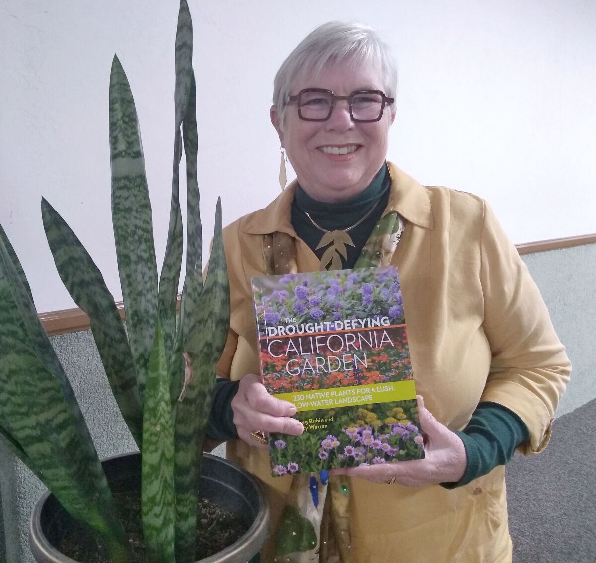 Lucy Warren of San Diego shared tips for landscaping with native plants at the Ramona Garden Club’s Jan. 8 meeting held in Mountain View Community Church.