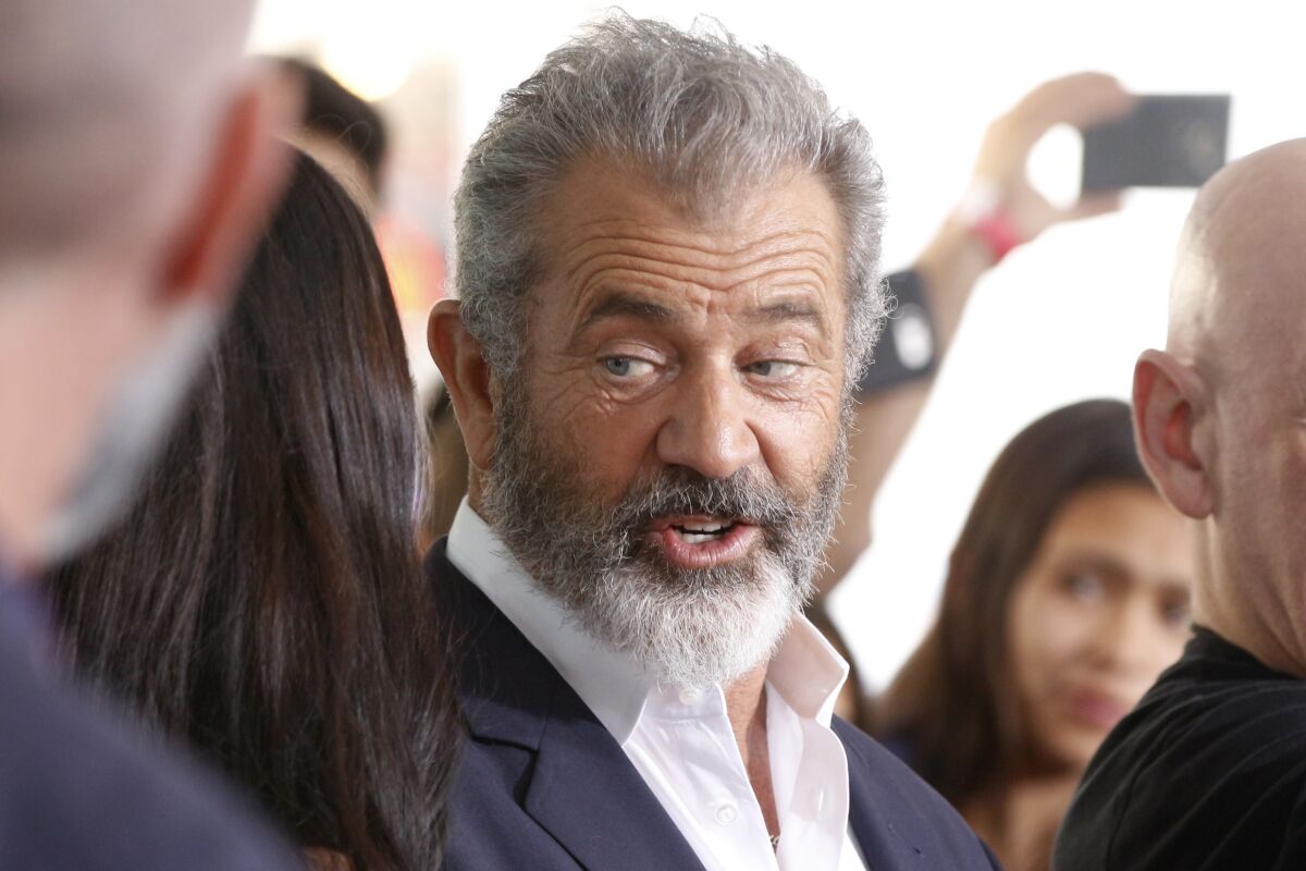 Mel Gibson dropped as cogrand marshal of Mardi Gras parade Los