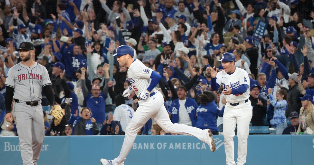 Dodgers, Freddie Freeman'ın slam'ini, Yoshinobu Yamamoto'nun zafere güçlü başlangıcını sürüyor