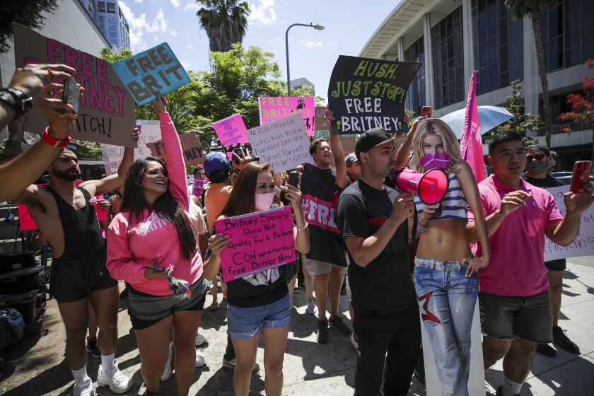 Los Angeles, CA - June 23: Supporters of Britney Spears rally as hearing on the Britney Spears conservatorship case takes place Stanley Mosk Courthouse on Wednesday, June 23, 2021 in Los Angeles, CA. (Irfan Khan / Los Angeles Times)