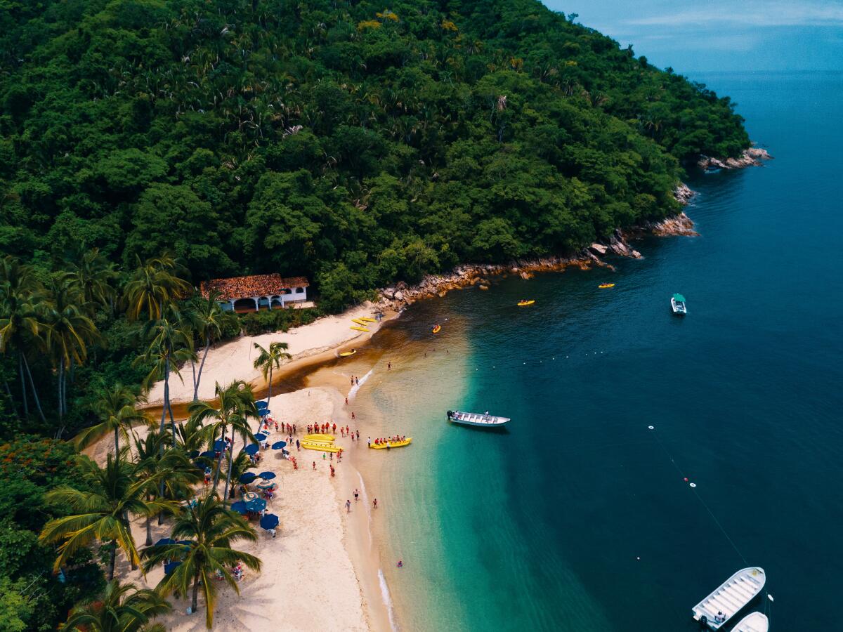 Playa Majahuitas in Puerto Vallarta