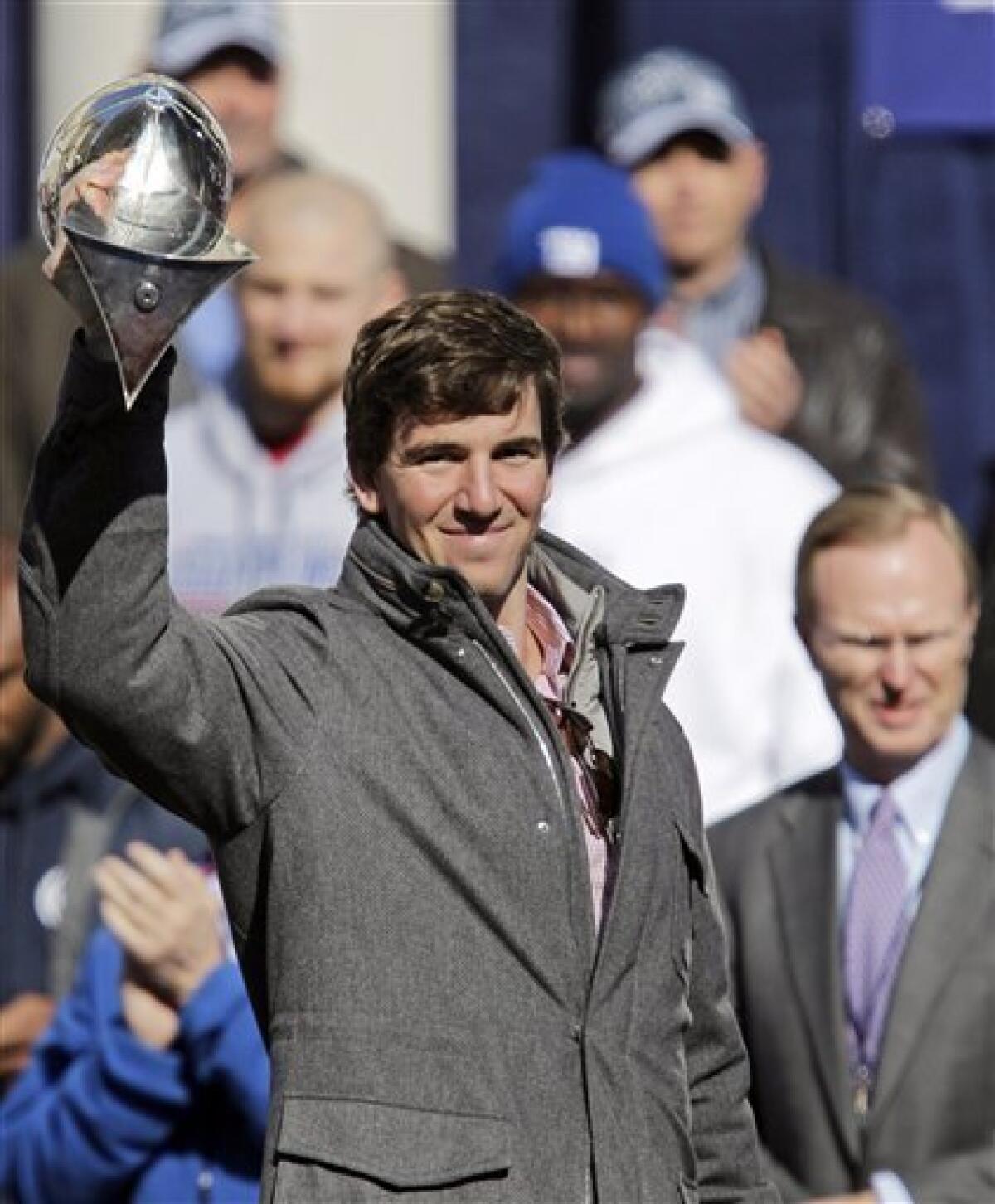 Giants lauded as Super Bowl champs in NYC parade - The San Diego  Union-Tribune