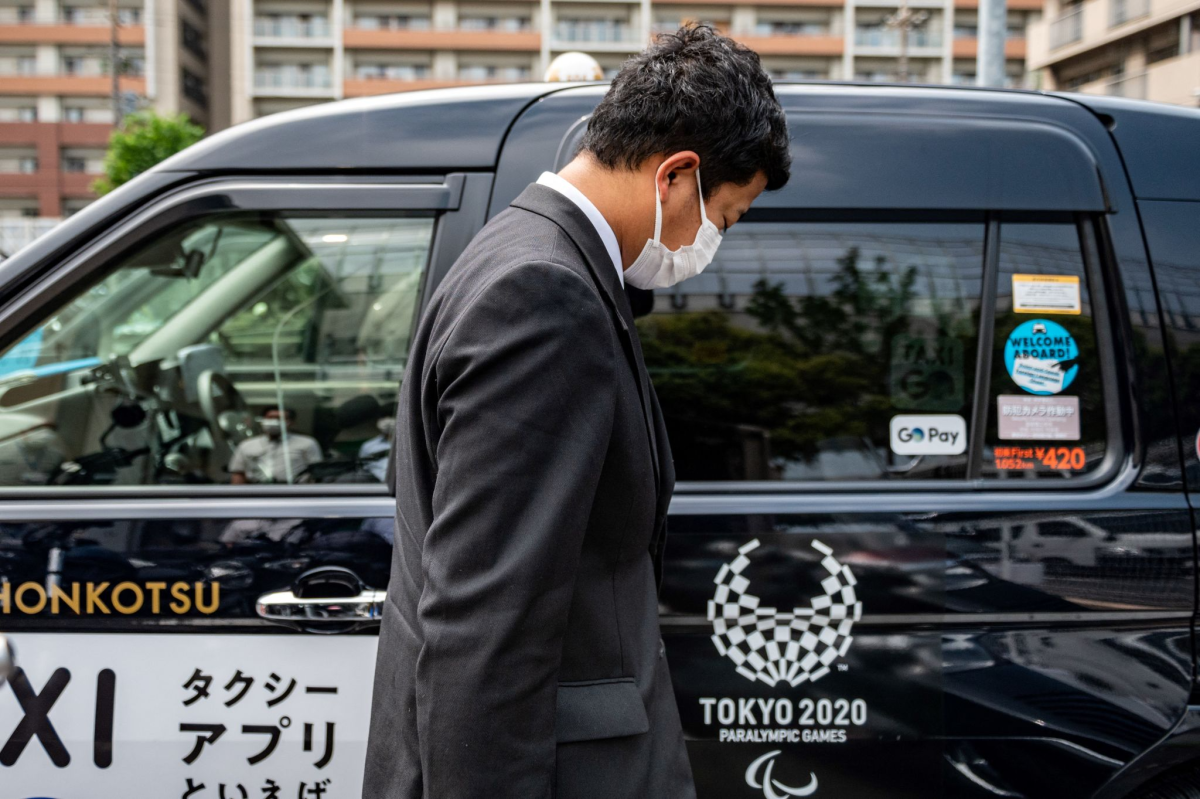 The taxis in Tokyo are fast and efficient, at least in comparison to taking a media bus or shuttle.