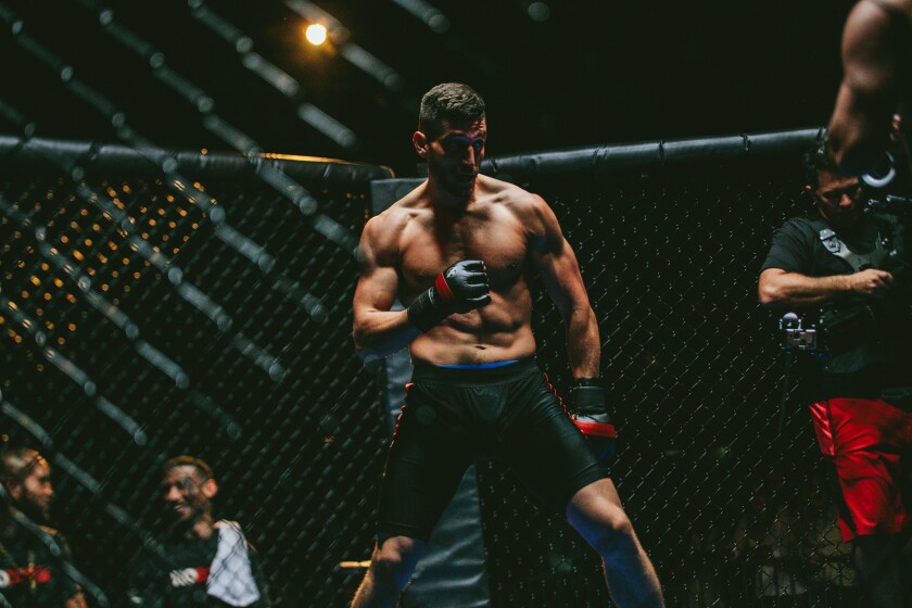 Corrigan relató que por mucho tiempo ha estado interesado en la psicología y el MMA.