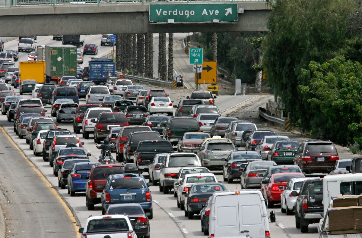 Caltrans plans to announce this weekend when it will be closing the Golden State (5) Freeway in Burbank to demolish the Burbank Boulevard bridge.