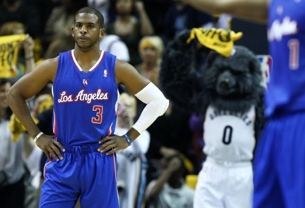 The Clippers say you shouldn't blame Chris Paul for Vinny Del Negro's departure.