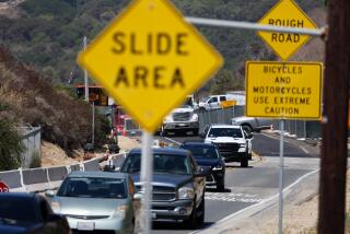 PALOS VERDES, CALIFORNIA - SEPTEMBER 03: Traffic along Palos Verdes drive near Ladera Linda on Tuesday, Sept. 3, 2024 in Palos Verdes, California. (Robert Gauthier / Los Angeles Times)