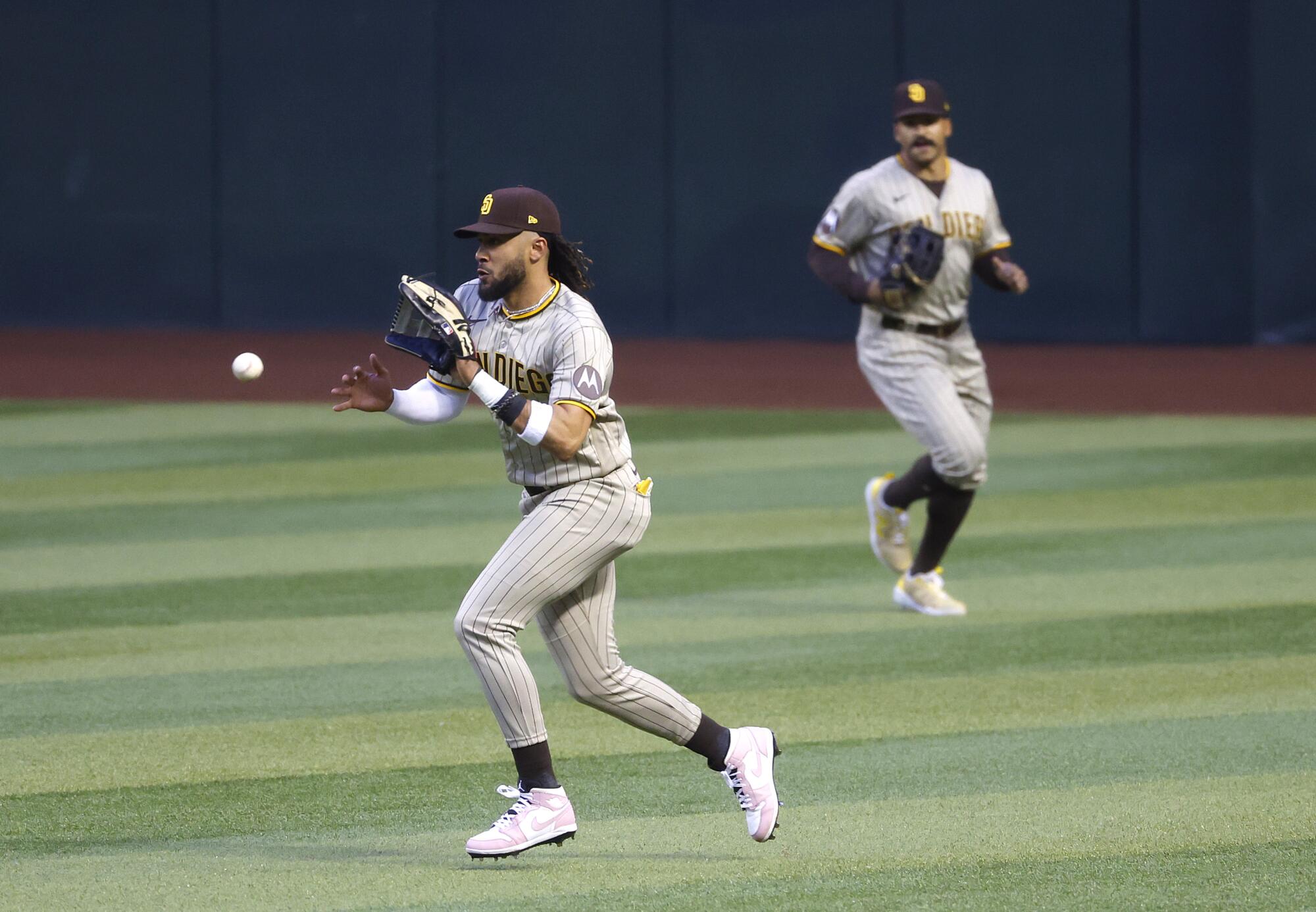 Fernando Tatis Jr. returns — and so does Padres' offense in 7-5 win over  Diamondbacks - The San Diego Union-Tribune