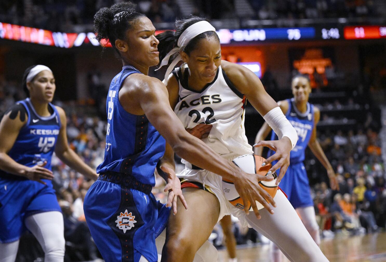 WNBA Finals: Liberty avoid sweep by beating Aces in Game 3 - Los Angeles  Times