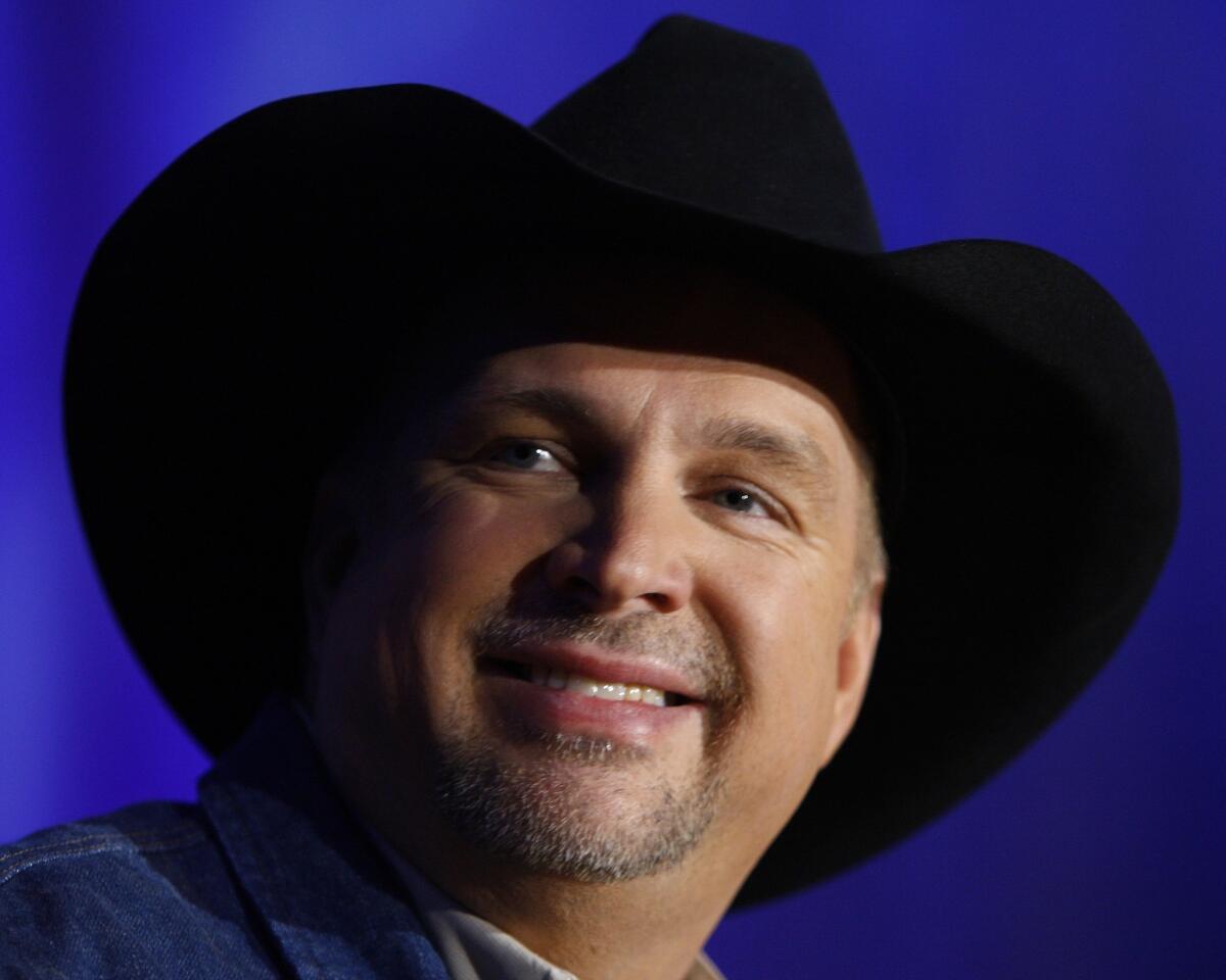Country music superstar Garth Brooks was among the performers at the Oklahoma Twister Relief Concert.