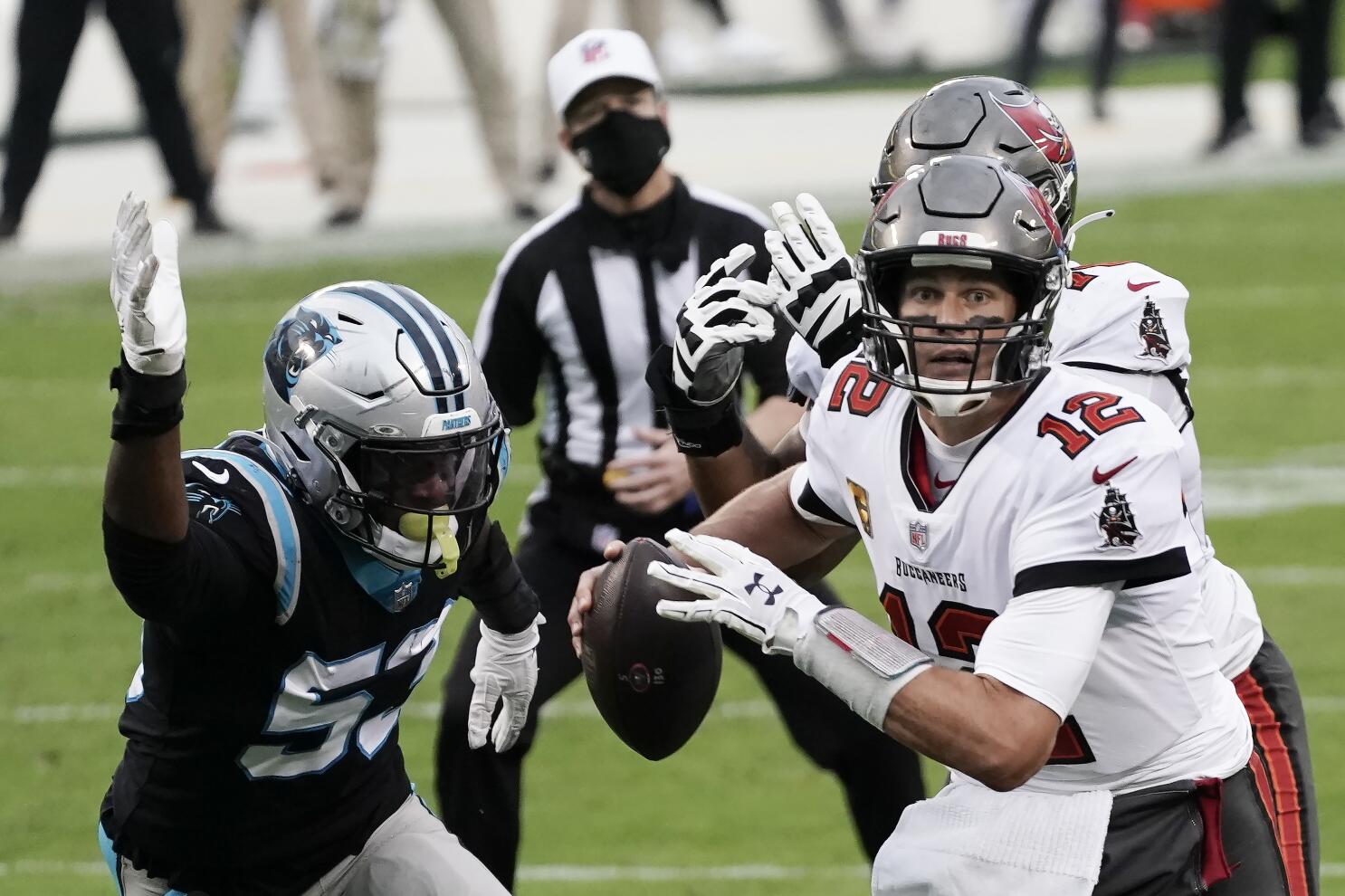 Brian Burns becomes first Panthers player to wear No. 0