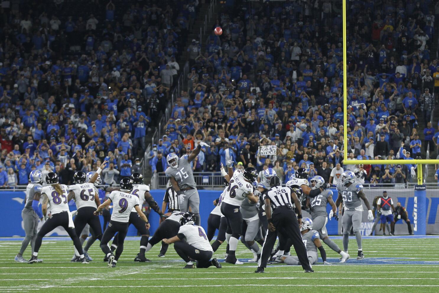 Tucker's NFL-record FG lifts Ravens to 19-17 win over Lions