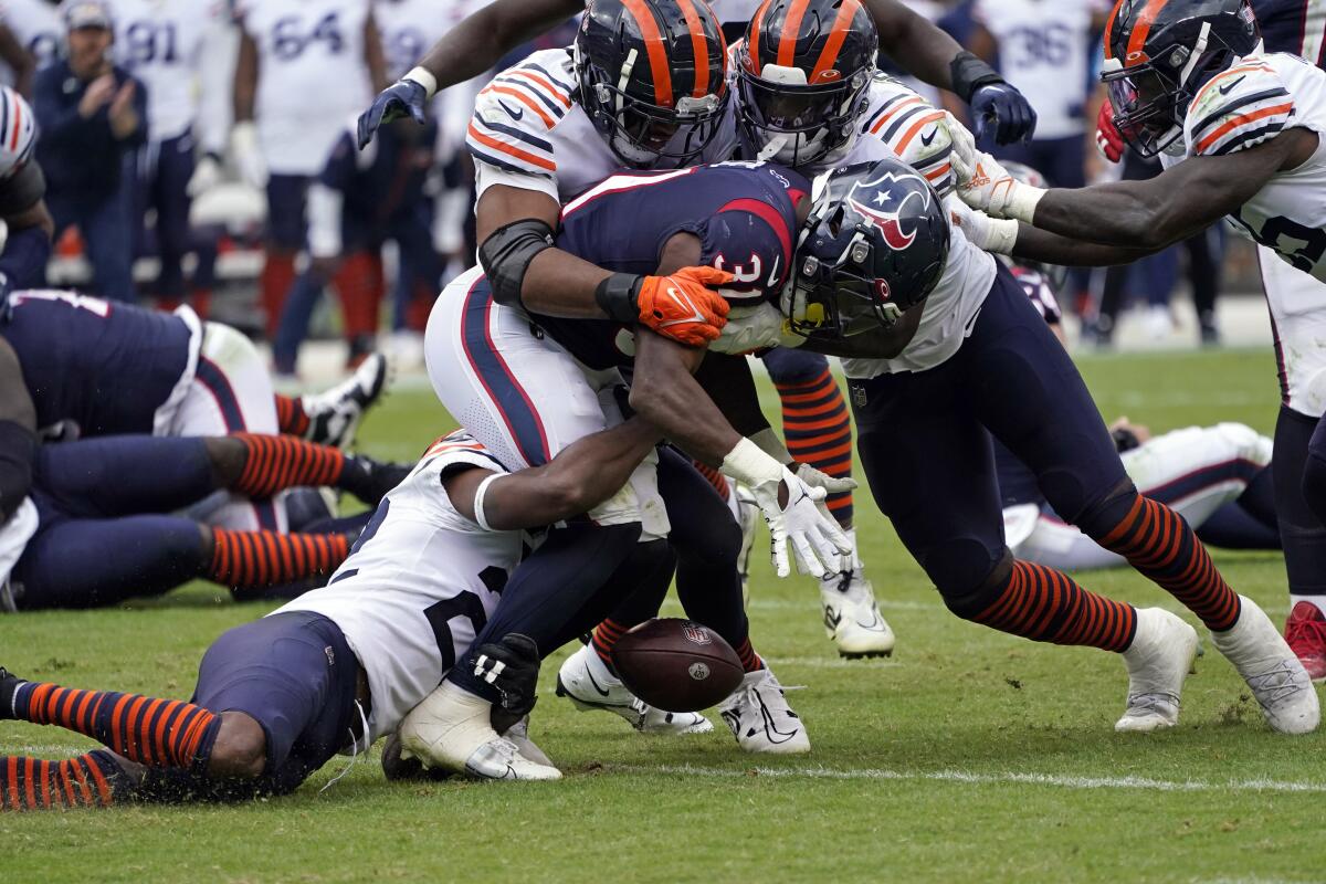 Bears' defense refocuses on tackling to stop Giants' Barkley - The San  Diego Union-Tribune