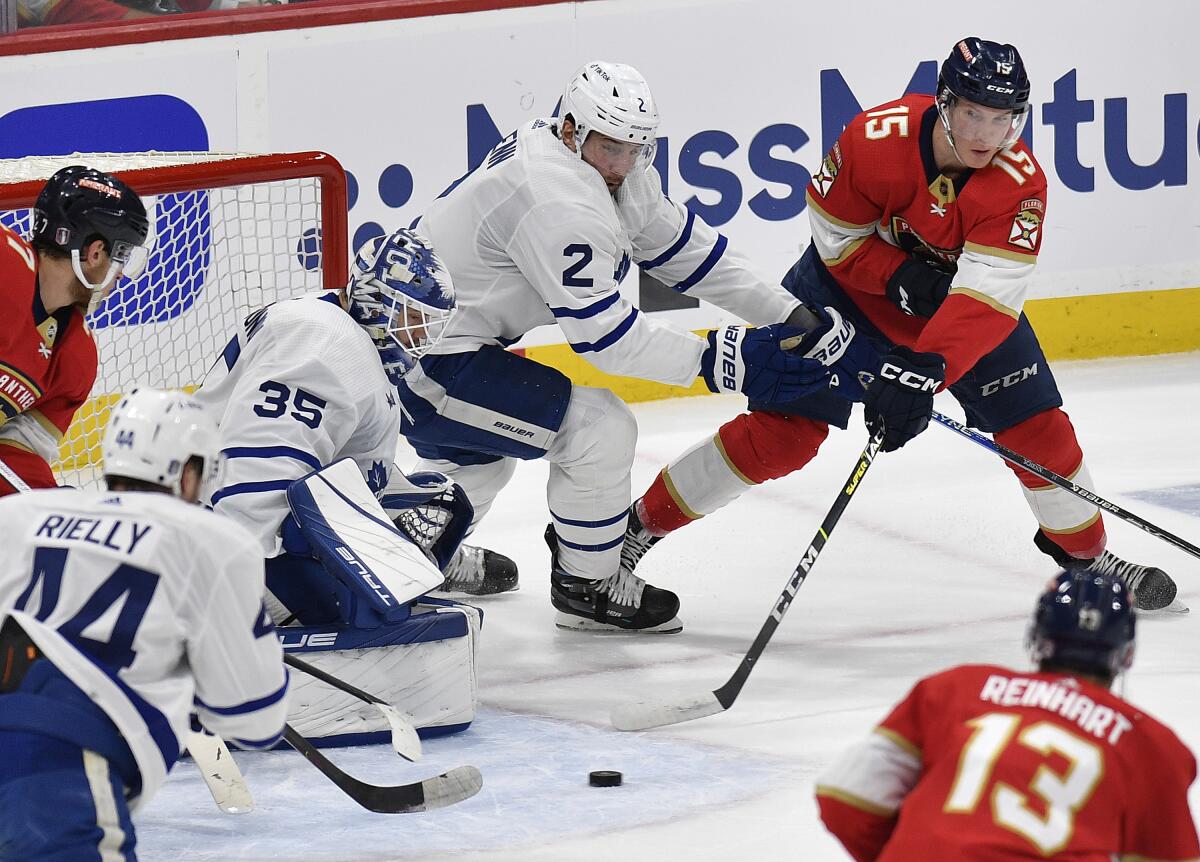 Anton Lundell exceeding all expectations with Florida Panthers