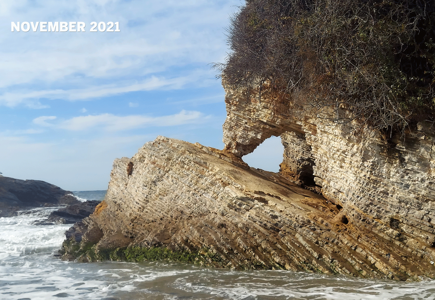 Before-and-after images at the arch at Spooner’s Cove