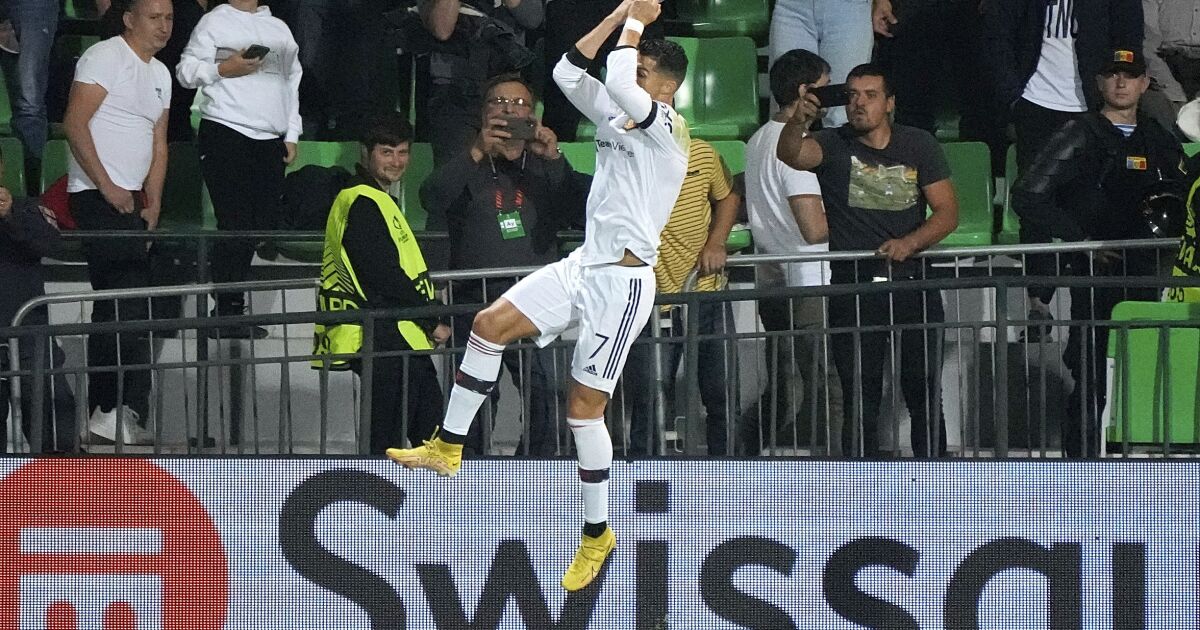 Cristiano marca o 1º golo na Liga Europa;  vitória unida