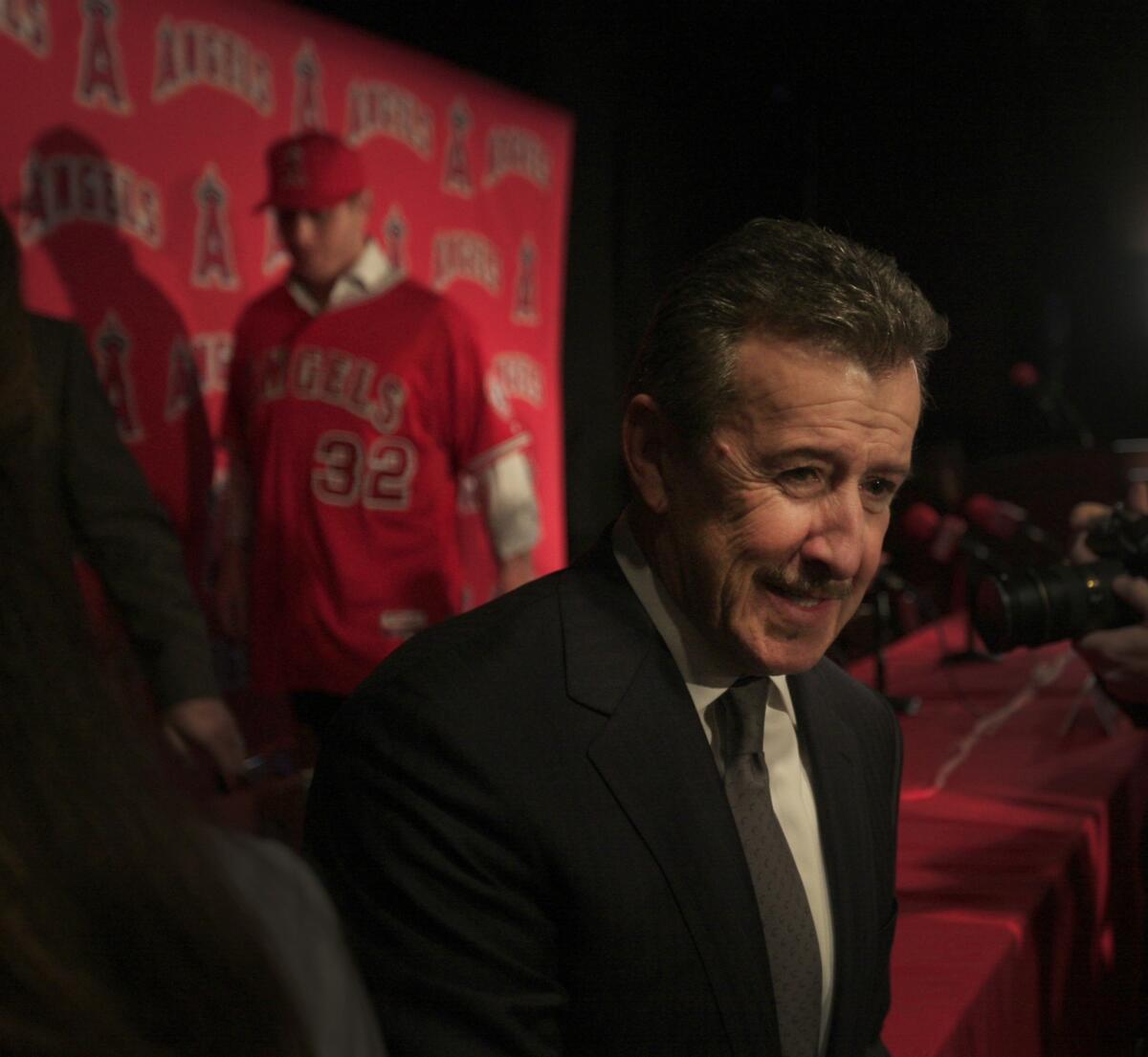 Anaheim's deal with Angels owner Arte Moreno is a good move for the city.