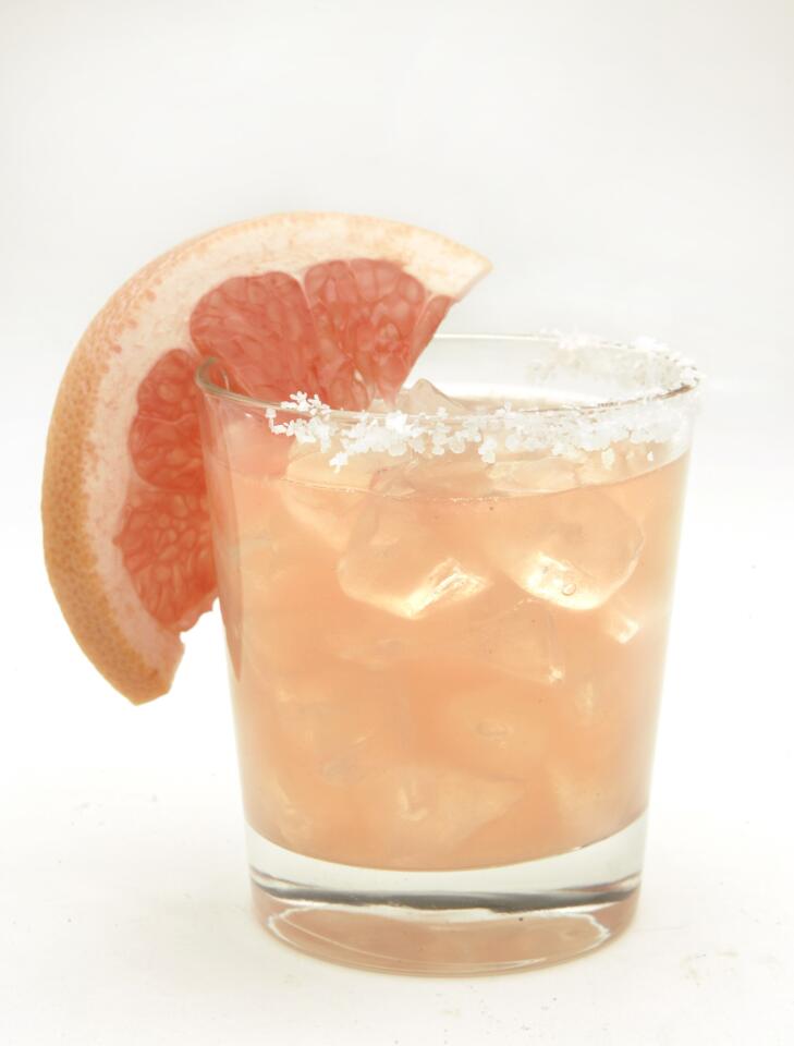 Recipe: Grapefruit margarita