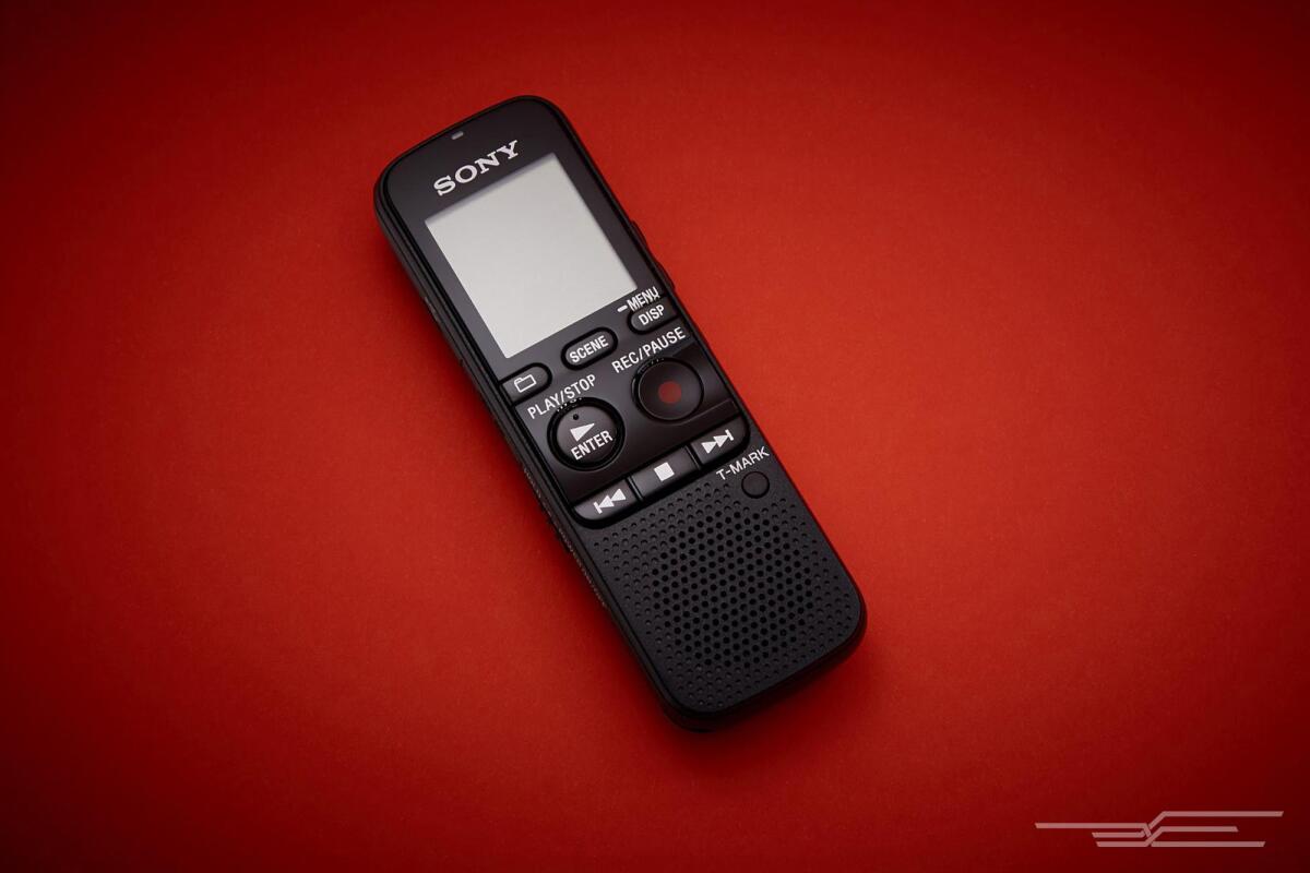 The Sony ICD-PX333 is a competent, inexpensive recorder, but it makes only mono recordings.