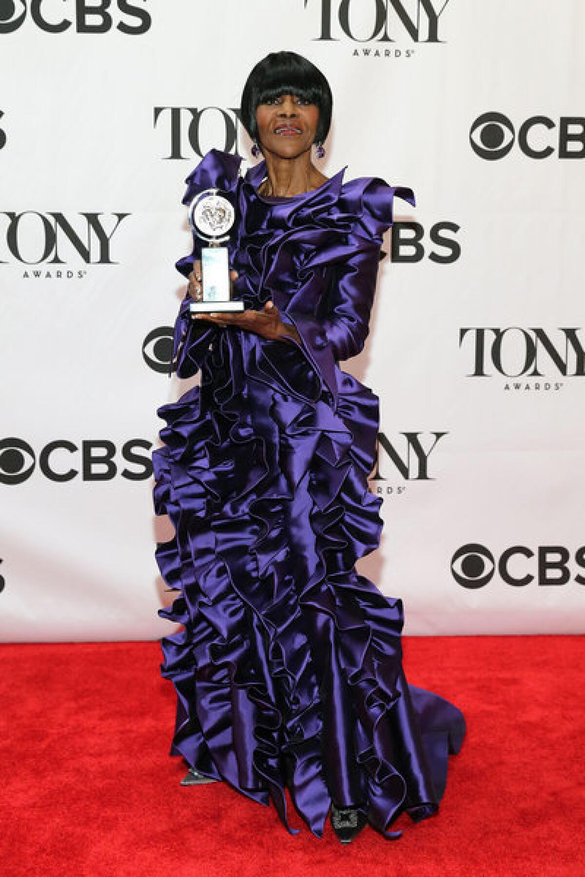 Cicely Tyson shows off her Tony for lead actress in a play for "The Trip to Bountiful."