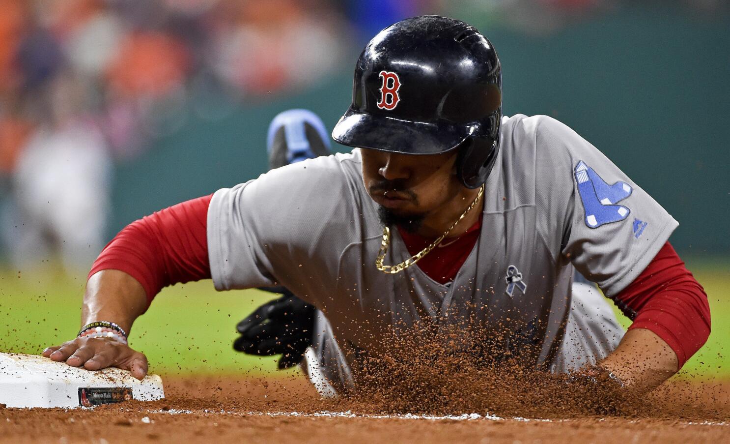 Red Sox trade Mookie Betts to Dodgers