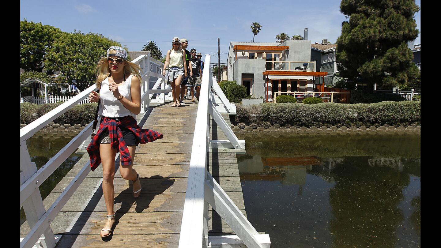 L.A. Walks: Venice Canals