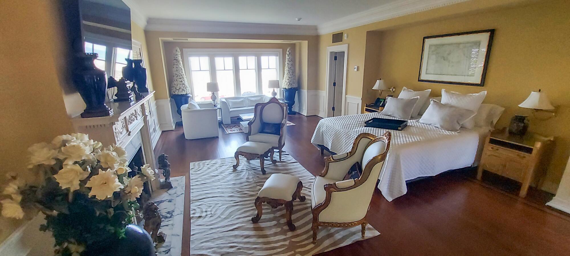 Bill Clinton se alojó en esta suite en los años 90 en Crown Manor, en Coronado.