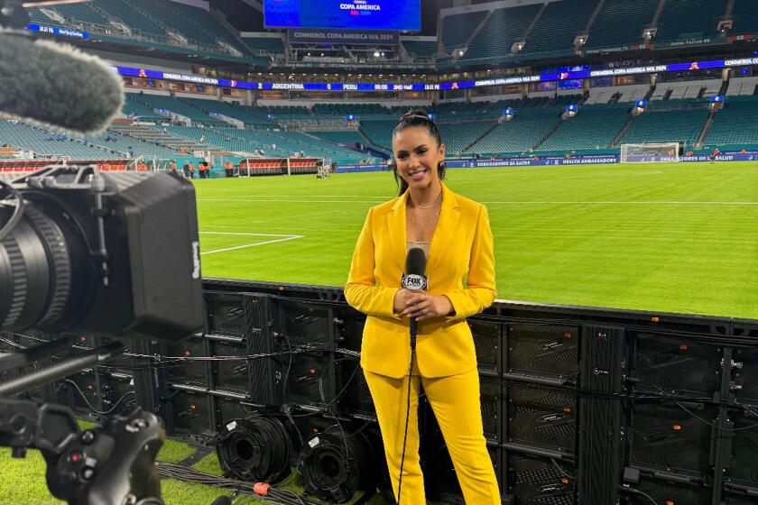 La presentadora hondureña Ana Jurka dijo volver a sus inicios con debut en inglés en FOX Sports, en donde permanecerá con un contrato hasta el final de la Copa América.