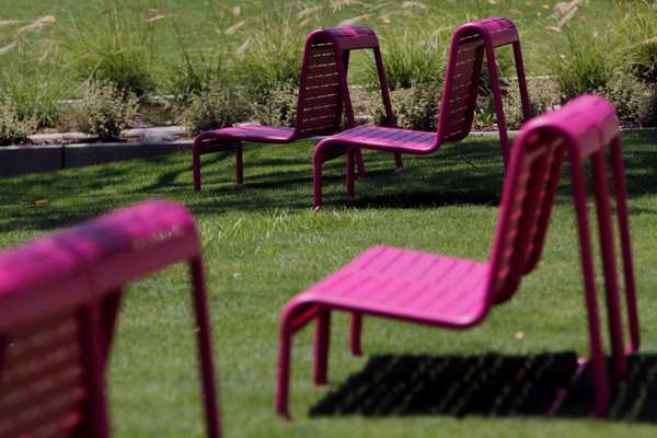 Park features include pink movable chairs and tables, an interactive fountain and ample electronic hookups for concerts and community events. Grand Park provides downtown with its first sizeable amount of open space.