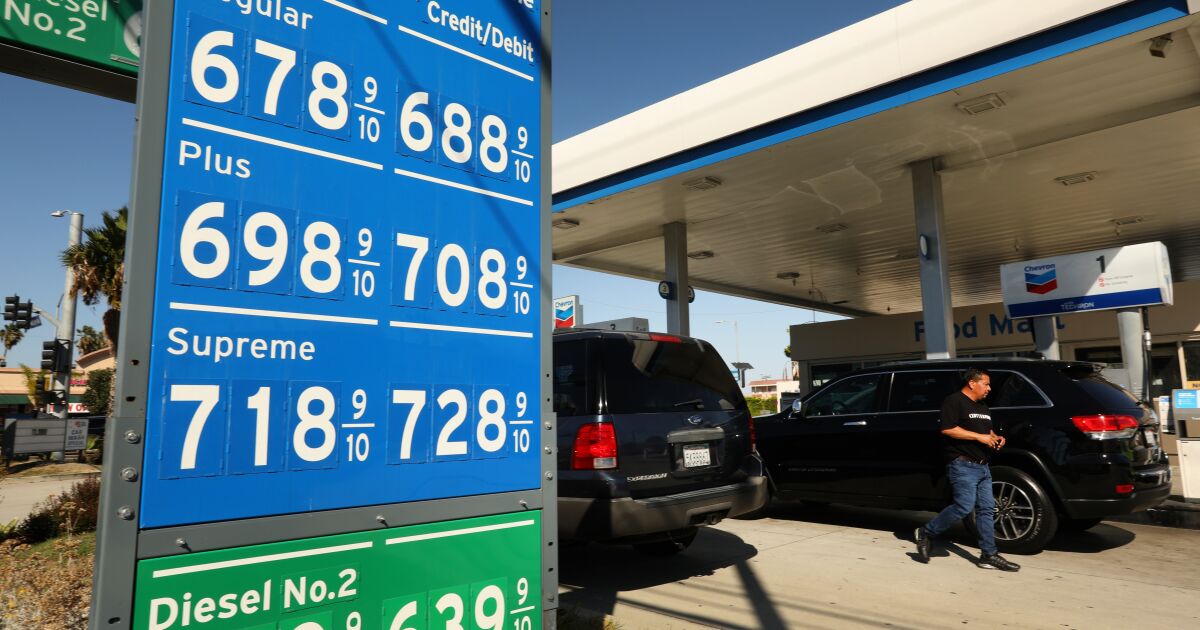 La décision de l’OPEP de réduire la production de pétrole augmentera-t-elle encore plus les prix du gaz dans le comté de LA ?