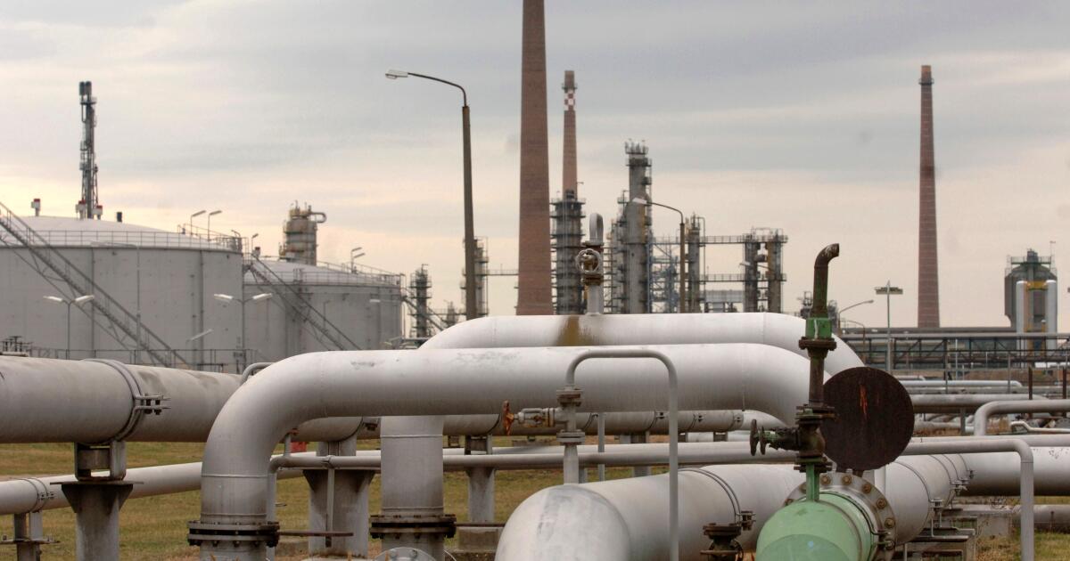 A Hungria suspenderá os embarques de diesel para a Ucrânia devido a interrupções no petróleo russo