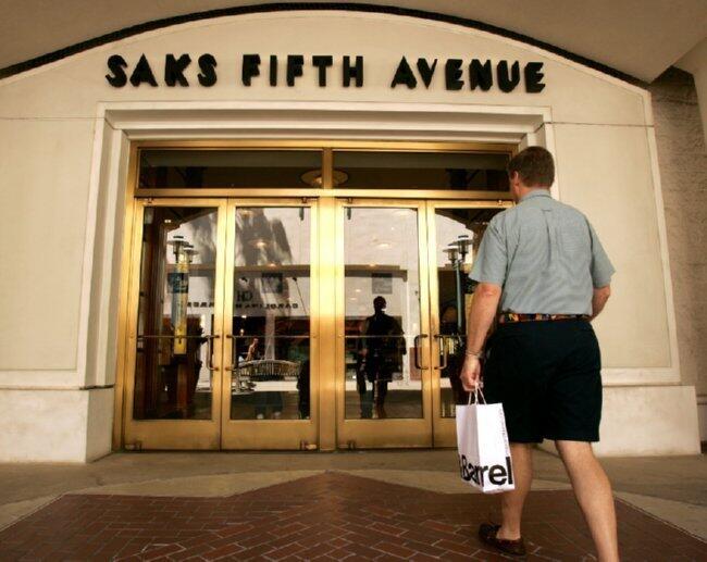 Saks Fifth Avenue closing a women's store, keeping men's in New York