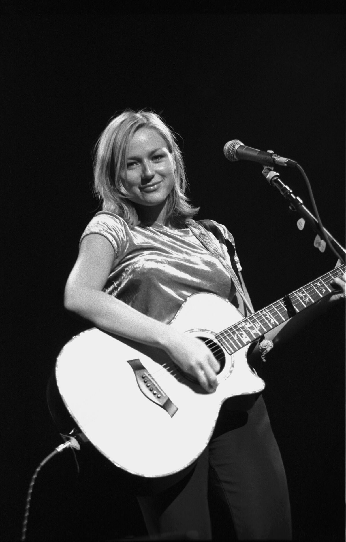 Singer-songwriter Jewel in 1997.