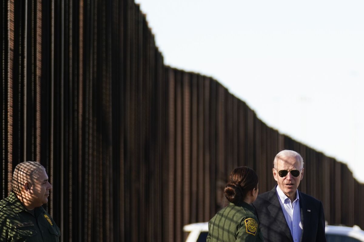 President Biden talks with U.S. Border Patrol agents
