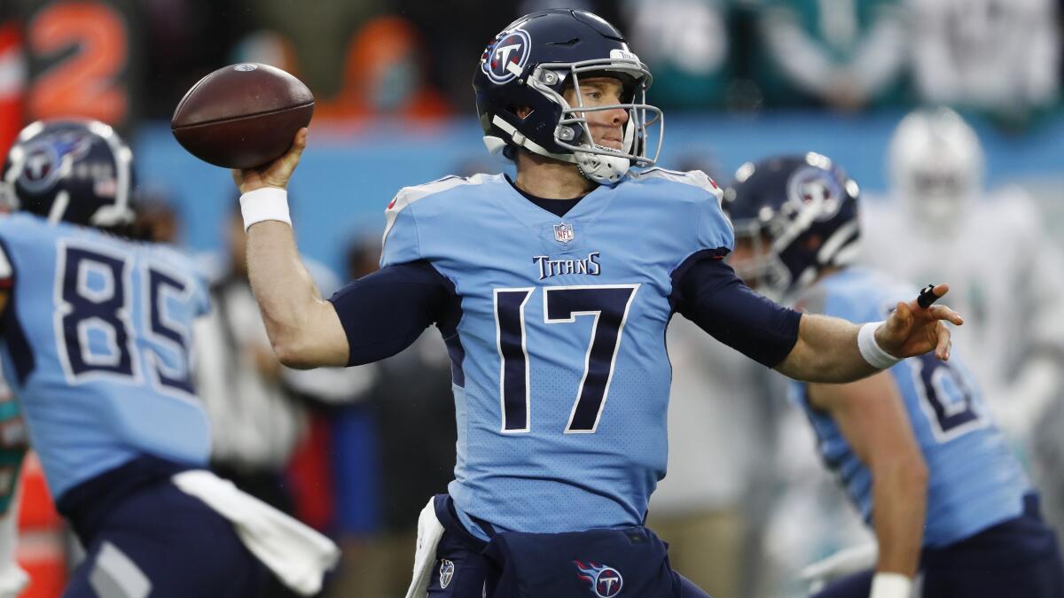 NFL: Titans clinch playoff spot with win over Texans