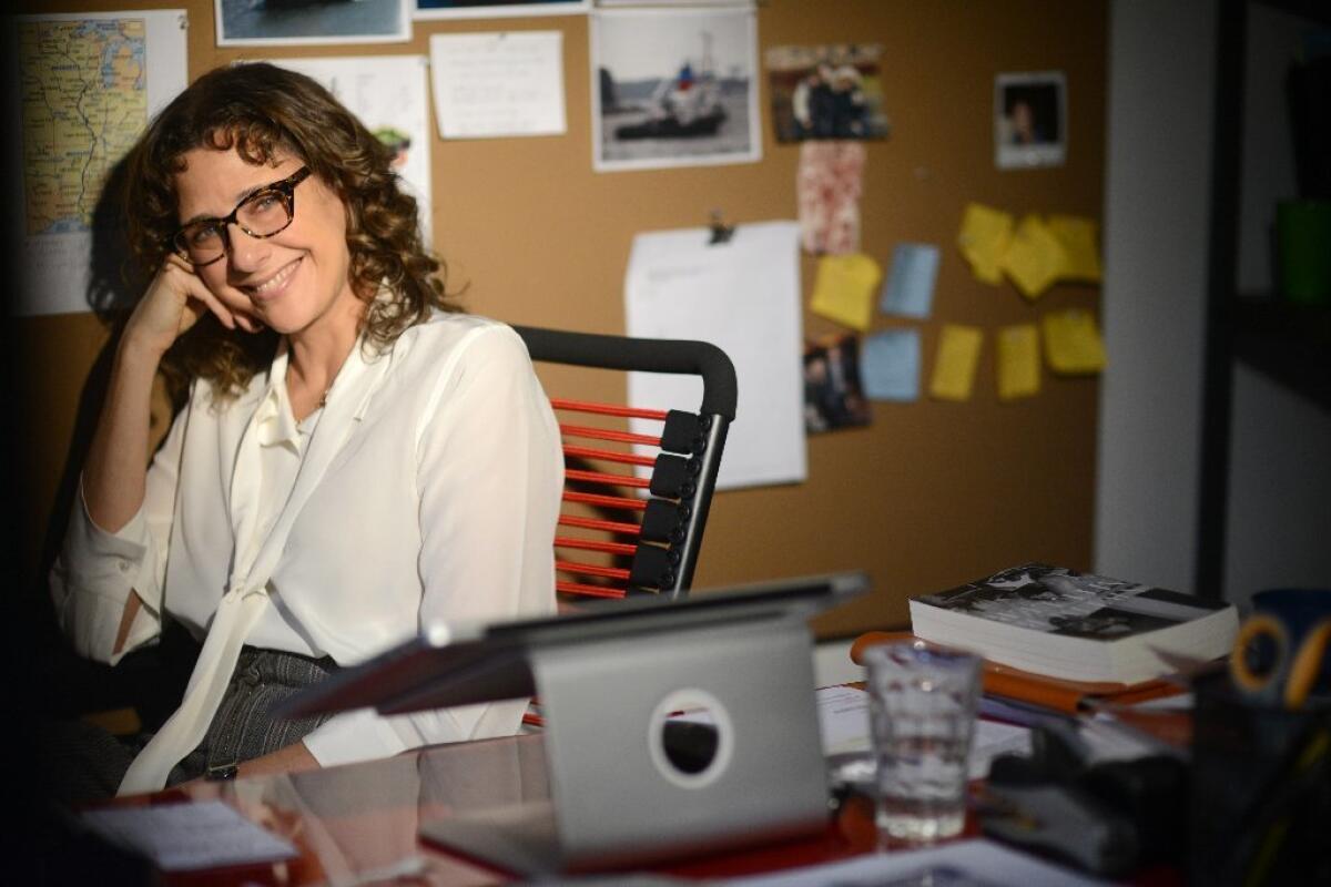 Writer-director Rebecca Miller took the nugget of an idea -- "what happens when you realize you want to return your husband to his ex-wife?" -- and turned it into the film "Maggie's Plan."