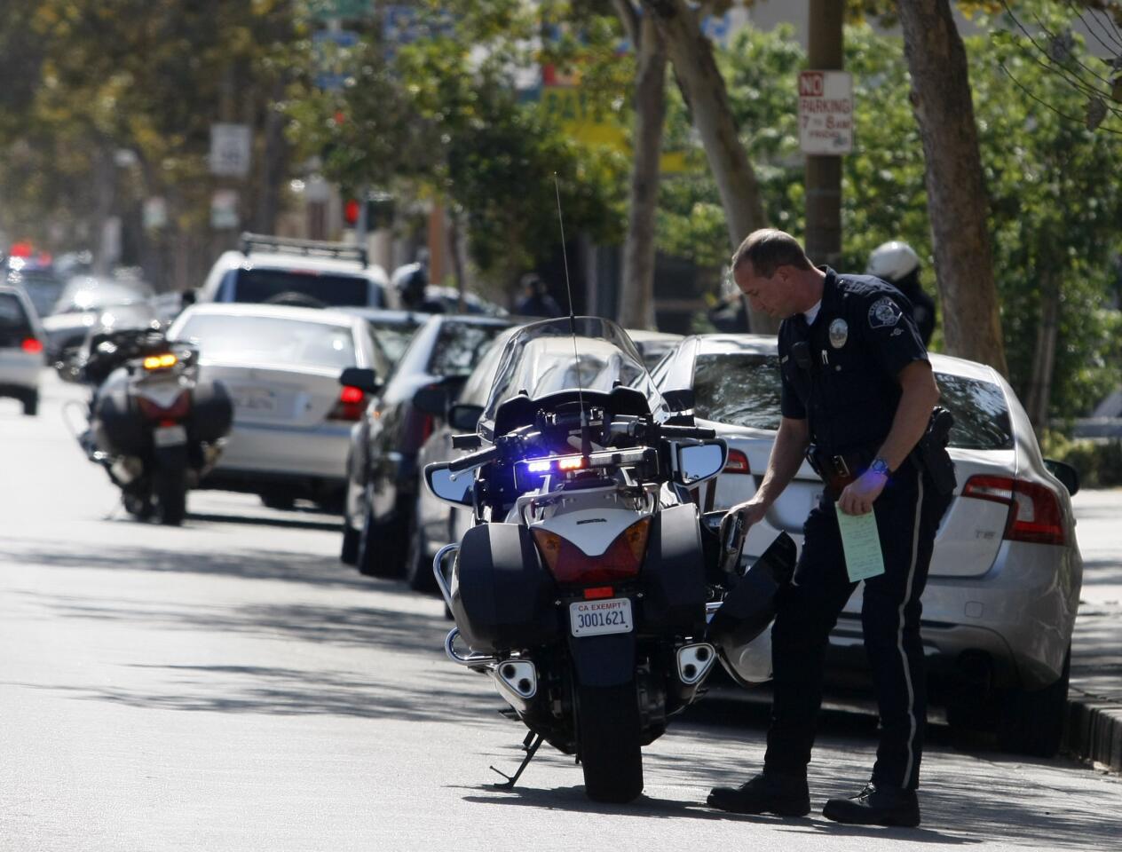 Photo Gallery: Glendale Police crosswalk sting