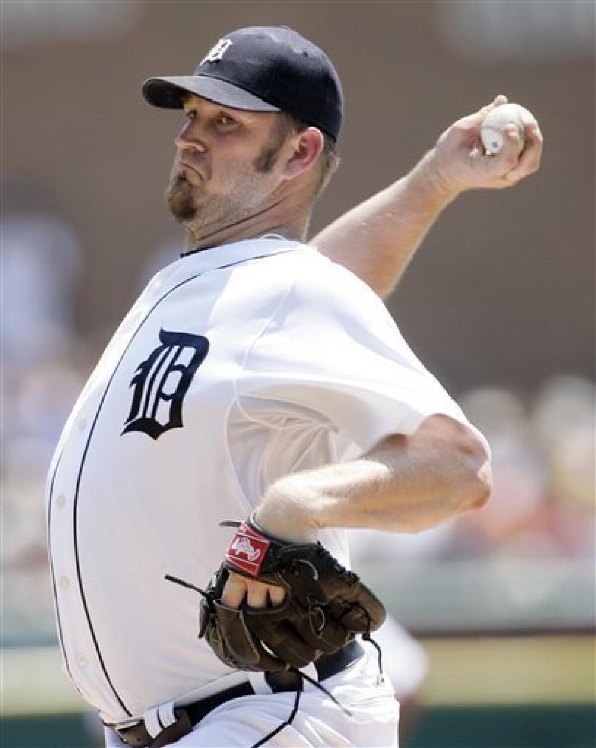 White Sox rally in 7th inning before losing to Tigers