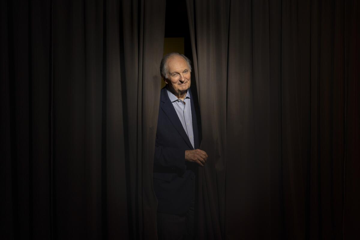 Alan Alda Just Wants to Have a Good Conversation