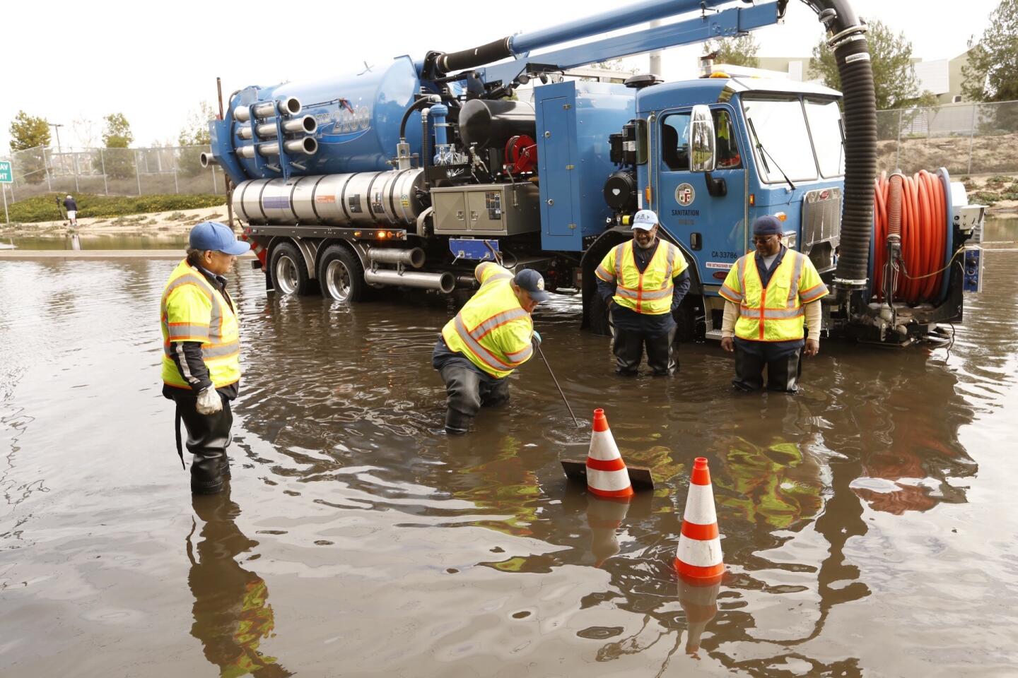 La Cienega Boulevard closed